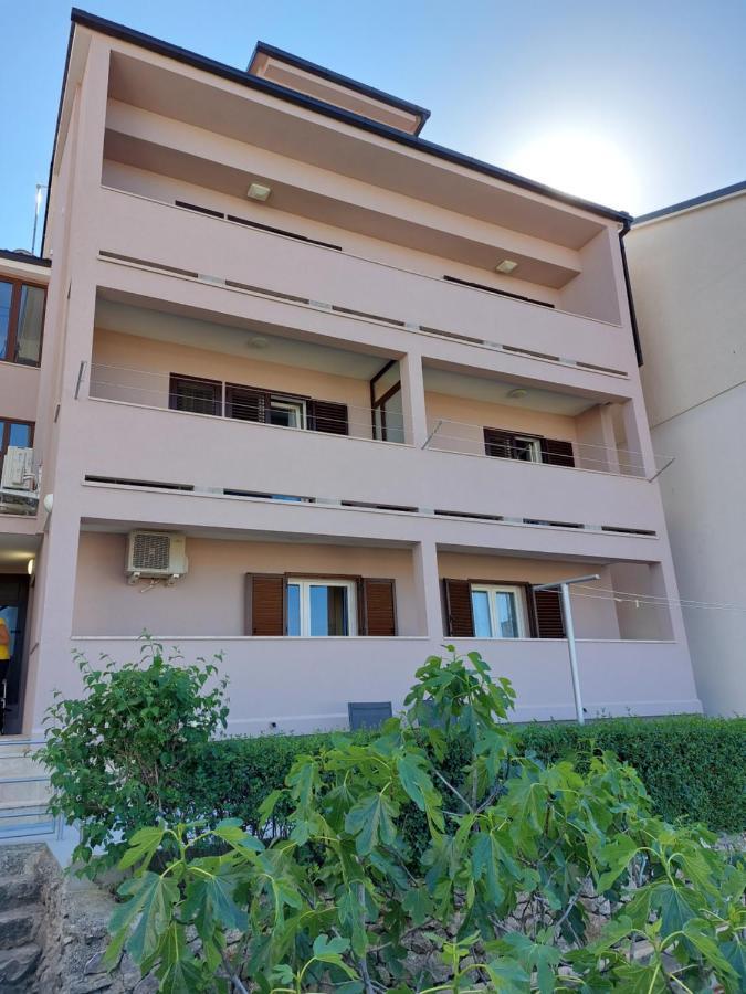 Room Slavica Mali Lošinj Dış mekan fotoğraf